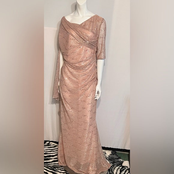 Talbot Runhof
One-Shoulder Sequin Voile Gown - Picture 2 of 16